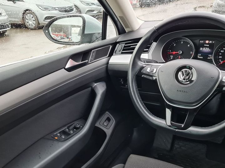 Photo 25 VIN: WVWZZZ3CZKE063106 - VOLKSWAGEN PASSAT 