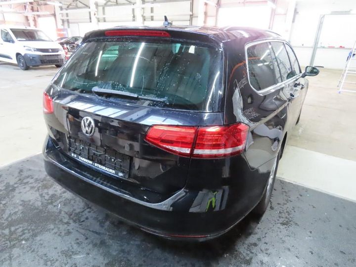 Photo 5 VIN: WVWZZZ3CZKE067589 - VOLKSWAGEN PASSAT 