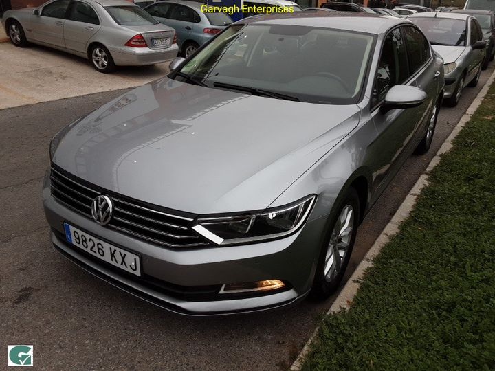 Photo 1 VIN: WVWZZZ3CZKE069132 - VOLKSWAGEN PASSAT 