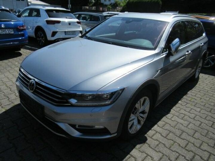 Photo 1 VIN: WVWZZZ3CZKE074058 - VOLKSWAGEN PASSAT 