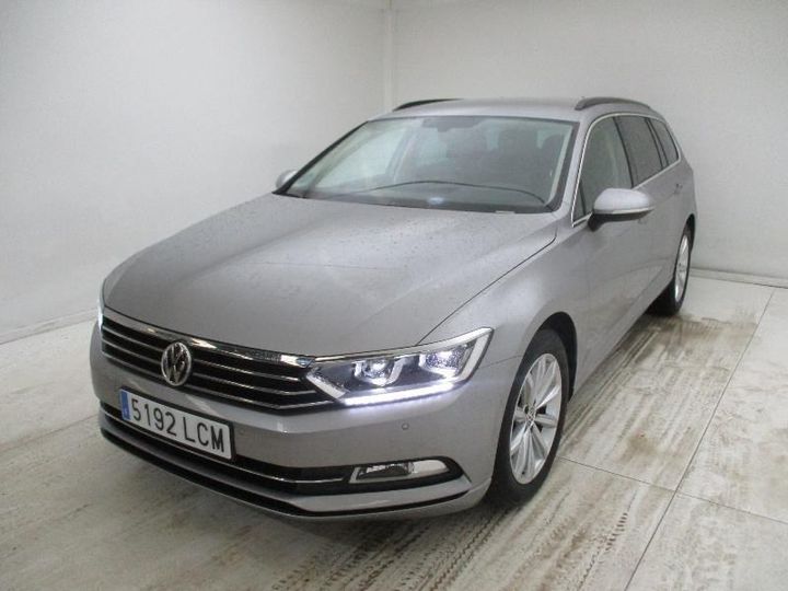 Photo 1 VIN: WVWZZZ3CZKE075186 - VOLKSWAGEN PASSAT 