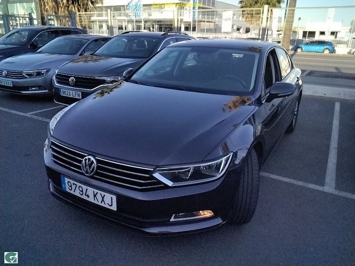 Photo 1 VIN: WVWZZZ3CZKE076993 - VOLKSWAGEN PASSAT 