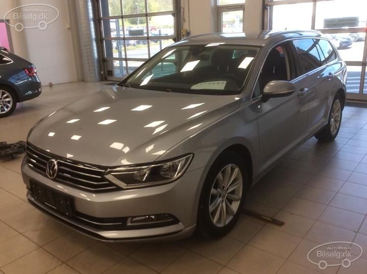 Photo 1 VIN: WVWZZZ3CZKE078088 - VOLKSWAGEN PASSAT 