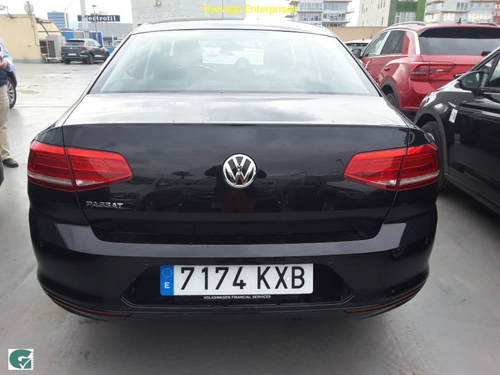 Photo 10 VIN: WVWZZZ3CZKE082936 - VOLKSWAGEN PASSAT 