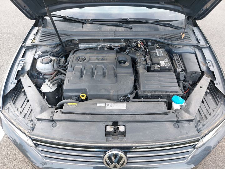 Photo 7 VIN: WVWZZZ3CZKE084687 - VOLKSWAGEN PASSAT 