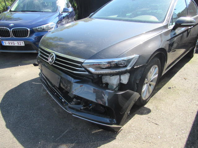 Photo 8 VIN: WVWZZZ3CZKE085957 - VOLKSWAGEN PASSAT 