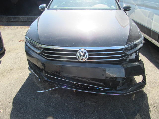 Photo 10 VIN: WVWZZZ3CZKE085957 - VOLKSWAGEN PASSAT 