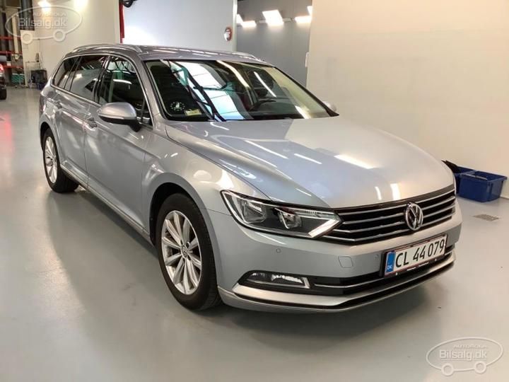 Photo 3 VIN: WVWZZZ3CZKE092375 - VOLKSWAGEN PASSAT 