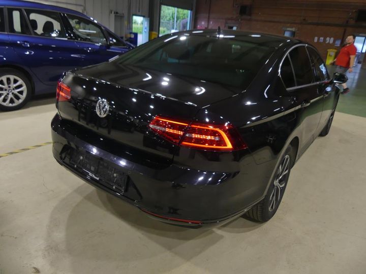 Photo 1 VIN: WVWZZZ3CZKE093062 - VOLKSWAGEN PASSAT 