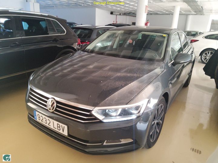 Photo 1 VIN: WVWZZZ3CZKE098415 - VOLKSWAGEN PASSAT 