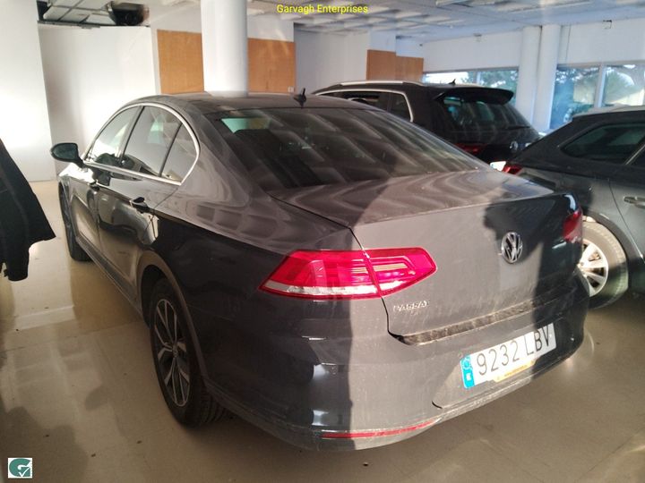 Photo 12 VIN: WVWZZZ3CZKE098415 - VOLKSWAGEN PASSAT 