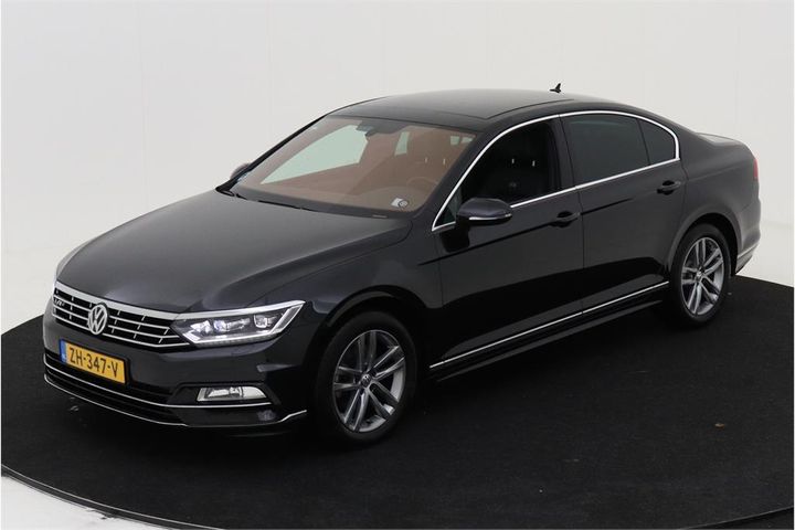 Photo 1 VIN: WVWZZZ3CZKE099733 - VOLKSWAGEN PASSAT 