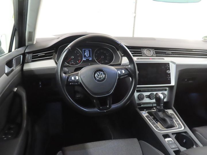 Photo 2 VIN: WVWZZZ3CZKE099979 - VOLKSWAGEN PASSAT 