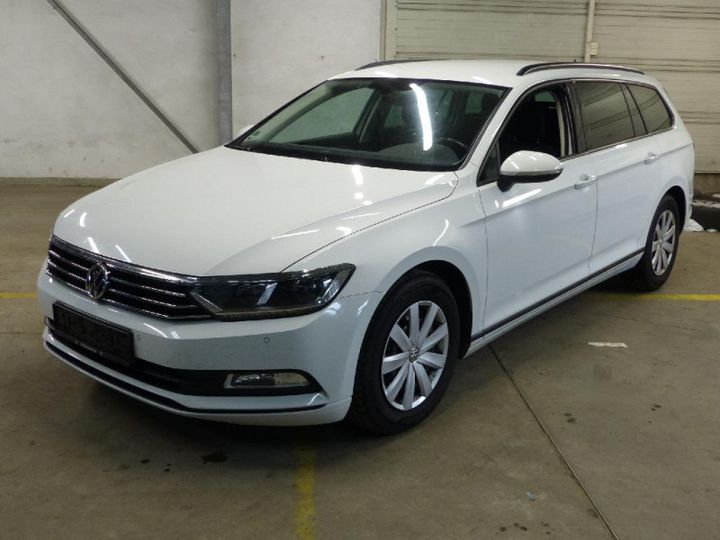 Photo 1 VIN: WVWZZZ3CZKE100100 - VOLKSWAGEN PASSAT 