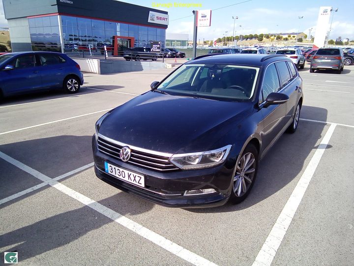 Photo 1 VIN: WVWZZZ3CZKE102771 - VOLKSWAGEN PASSAT 