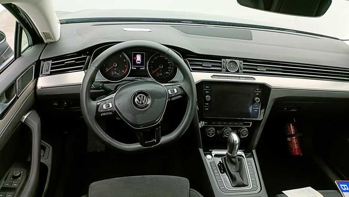 Photo 9 VIN: WVWZZZ3CZKE102948 - VOLKSWAGEN PASSAT 