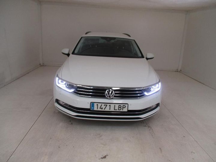 Photo 35 VIN: WVWZZZ3CZKE105656 - VOLKSWAGEN PASSAT 