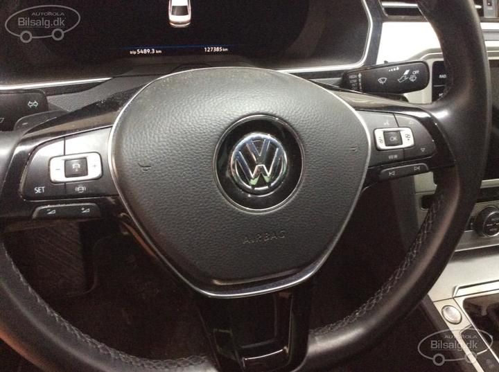 Photo 10 VIN: WVWZZZ3CZKE116002 - VOLKSWAGEN PASSAT 