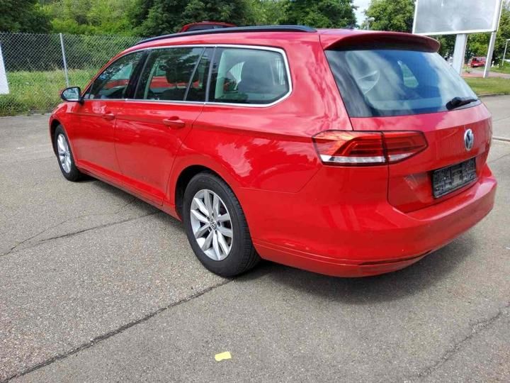 Photo 2 VIN: WVWZZZ3CZKE116882 - VOLKSWAGEN PASSAT ESTATE WAGON 