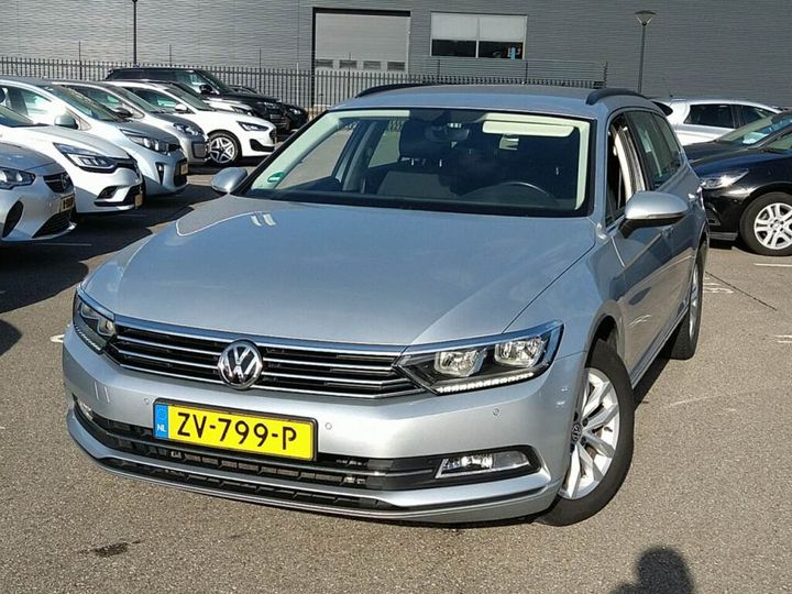 Photo 1 VIN: WVWZZZ3CZKE120501 - VOLKSWAGEN PASSAT 