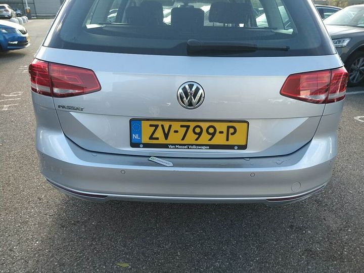 Photo 5 VIN: WVWZZZ3CZKE120501 - VOLKSWAGEN PASSAT 