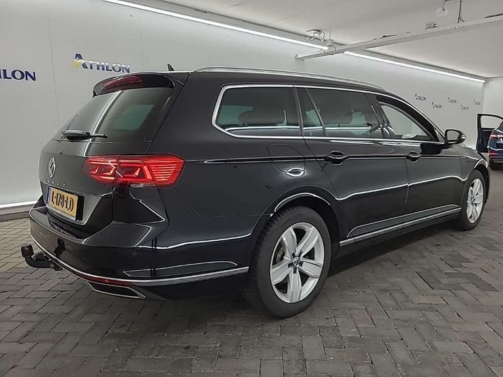 Photo 2 VIN: WVWZZZ3CZLE107848 - VW PASSAT VARIANT 