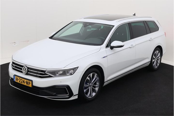 Photo 0 VIN: WVWZZZ3CZLE110702 - VOLKSWAGEN PASSAT 