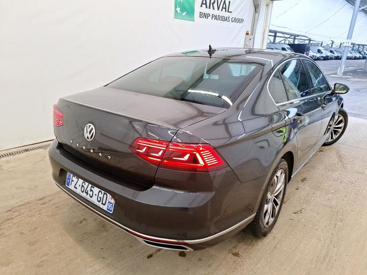 Photo 1 VIN: WVWZZZ3CZLE133235 - VOLKSWAGEN PASSAT 