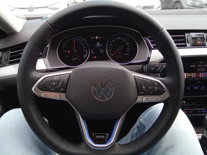 Photo 4 VIN: WVWZZZ3CZME120361 - VOLKSWAGEN PASSAT 