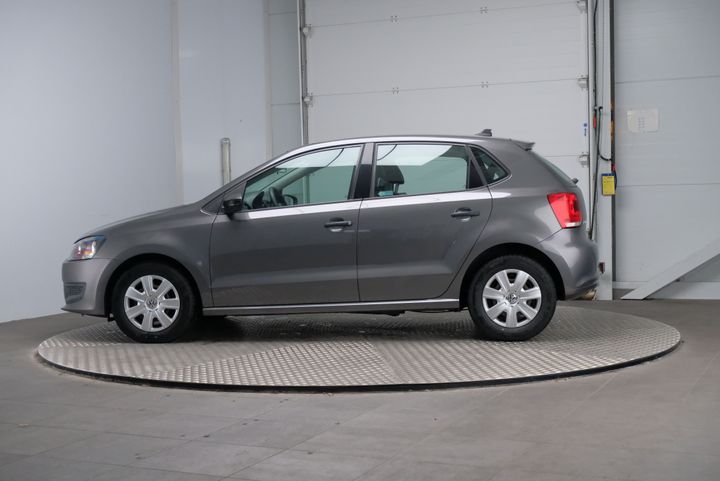 Photo 2 VIN: WVWZZZ6RZBY085582 - VOLKSWAGEN POLO 