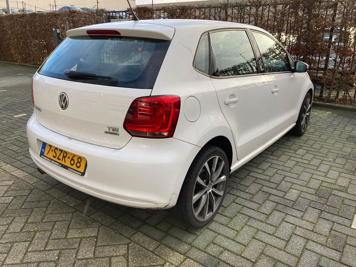 Photo 3 VIN: WVWZZZ6RZEY109877 - VOLKSWAGEN POLO 