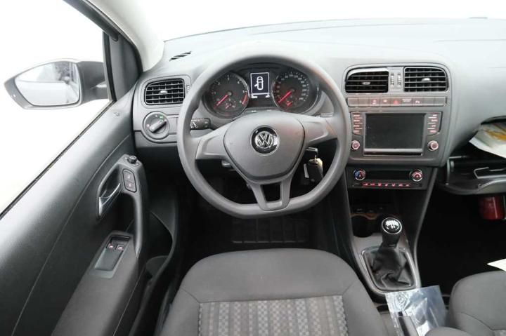 Photo 9 VIN: WVWZZZ6RZGY221875 - VOLKSWAGEN POLO &#3909 