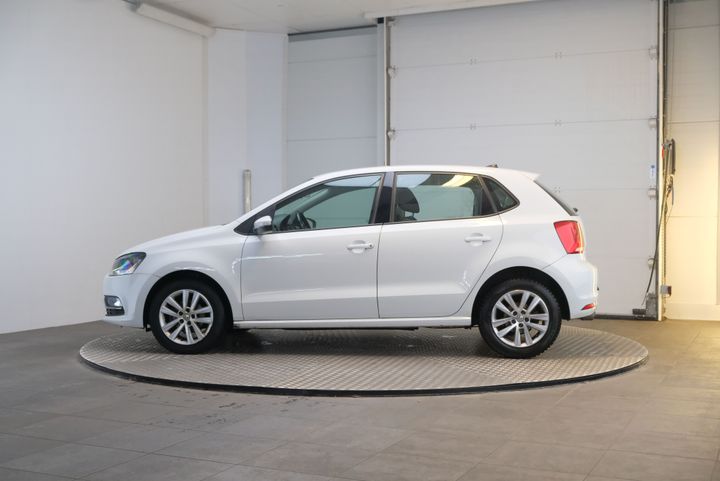 Photo 2 VIN: WVWZZZ6RZHY139057 - VOLKSWAGEN POLO 