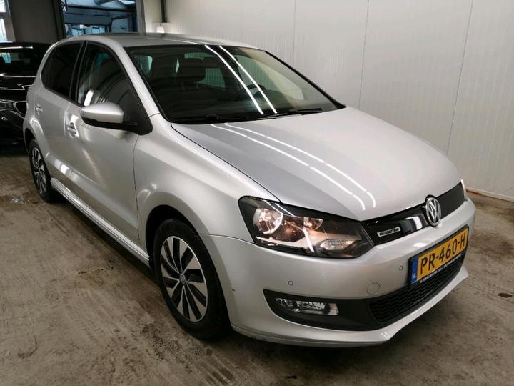 Photo 2 VIN: WVWZZZ6RZHY318824 - VOLKSWAGEN POLO 