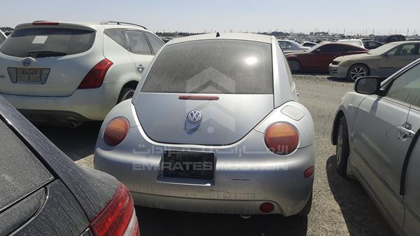 Photo 5 VIN: WVWZZZ9CZ2M608977 - VOLKSWAGEN BEETLE 