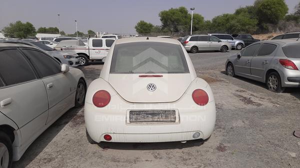 Photo 5 VIN: WVWZZZ9CZ5M512410 - VOLKSWAGEN BEETLE 