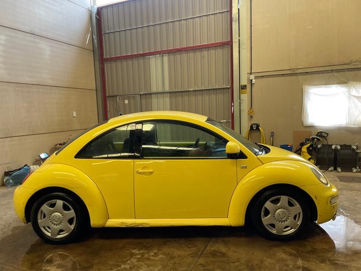 Photo 5 VIN: WVWZZZ9CZXM936182 - VOLKSWAGEN NEW BEETLE CITY CAR 