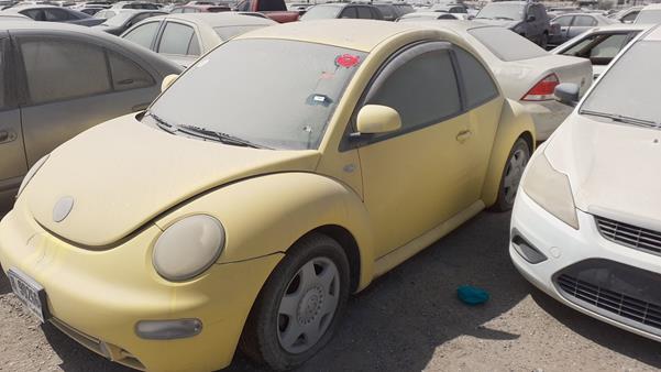 Photo 3 VIN: WVWZZZ9CZYM616033 - VOLKSWAGEN BEETLE 