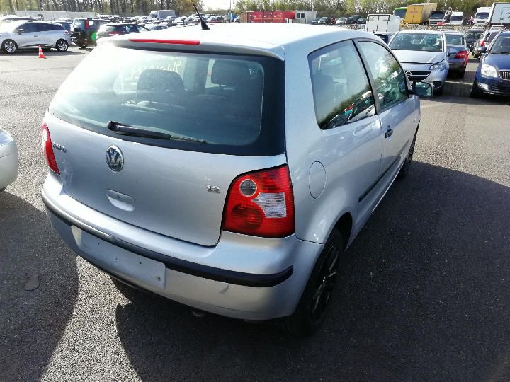 Photo 3 VIN: WVWZZZ9NZ5Y099929 - VOLKSWAGEN POLO 