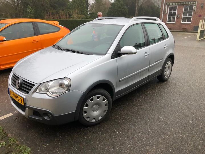 Photo 1 VIN: WVWZZZ9NZ9Y104527 - VOLKSWAGEN POLO 