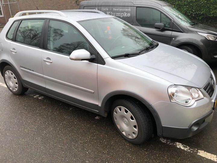 Photo 10 VIN: WVWZZZ9NZ9Y104527 - VOLKSWAGEN POLO 