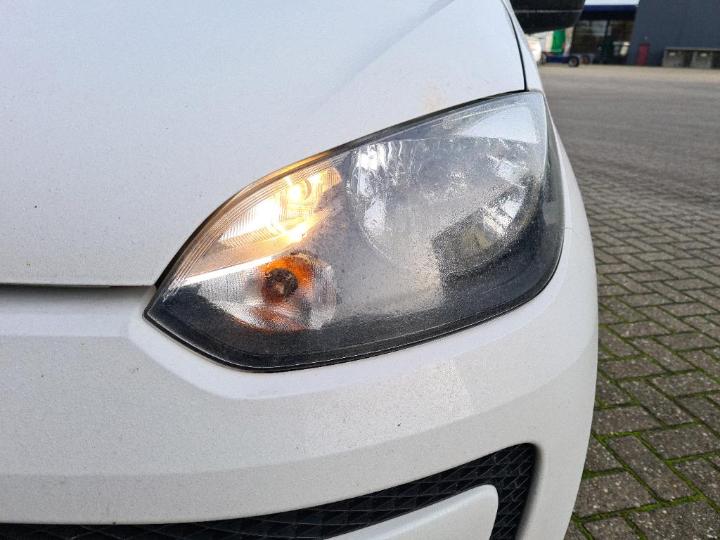 Photo 11 VIN: WVWZZZAAZED044660 - VOLKSWAGEN UP! 