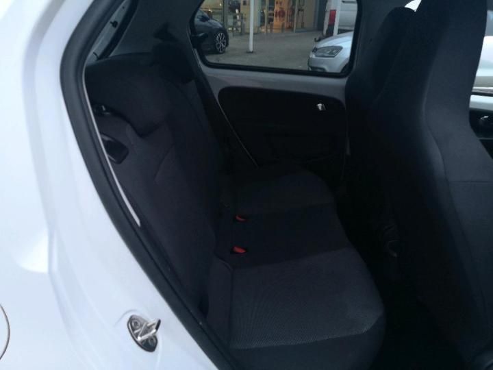 Photo 8 VIN: WVWZZZAAZGD039152 - VOLKSWAGEN UP! 