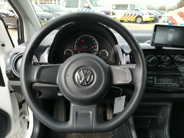 Photo 11 VIN: WVWZZZAAZGD060805 - VOLKSWAGEN UP! 