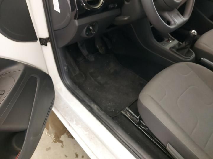 Photo 16 VIN: WVWZZZAAZGD064437 - VOLKSWAGEN UP! 