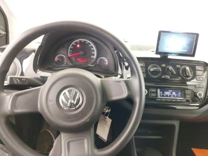 Photo 13 VIN: WVWZZZAAZGD076971 - VOLKSWAGEN UP! 