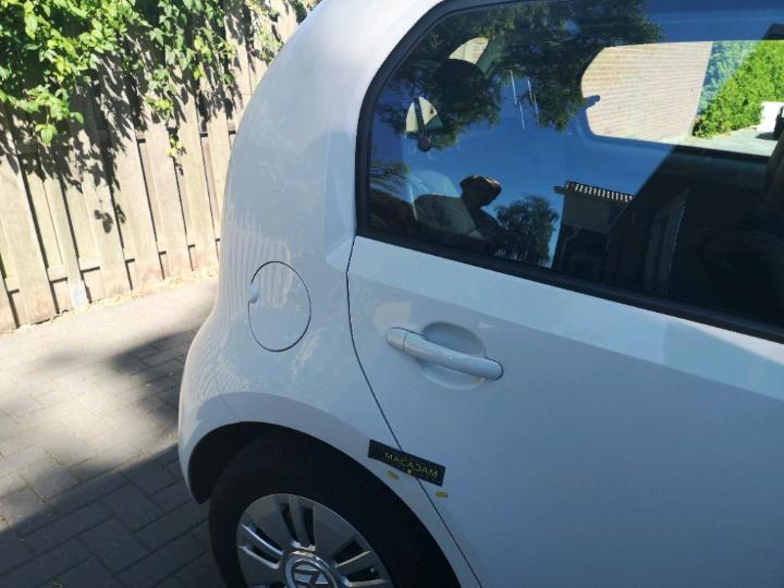 Photo 13 VIN: WVWZZZAAZGD113002 - VOLKSWAGEN UP! 