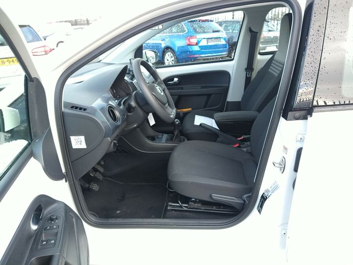 Photo 12 VIN: WVWZZZAAZHD011100 - VOLKSWAGEN UP! 