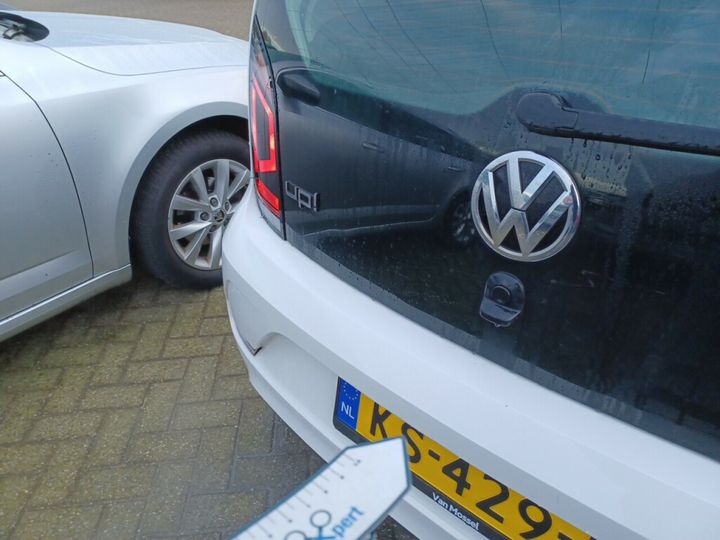 Photo 7 VIN: WVWZZZAAZHD034789 - VOLKSWAGEN UP! 