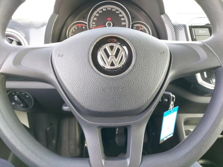 Photo 11 VIN: WVWZZZAAZHD047248 - VOLKSWAGEN UP! 